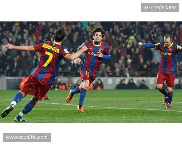 猜猜这位足球明星是谁通过精彩瞬间和独特风格揭开神秘面纱